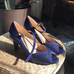Karen Scott Navy Peep Toe Pumps